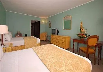 فندق On Vacation Curacao يلمستاد 3*,
